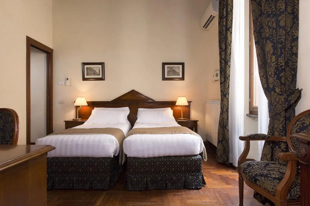 Room, Teatro Pace 33, Rome