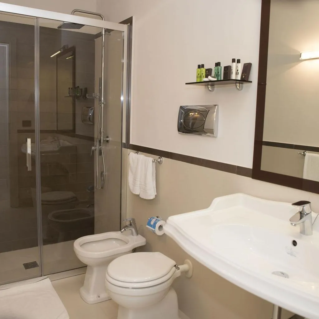 TWIN STANDARD Room, Hotel San Pietro, Naples
