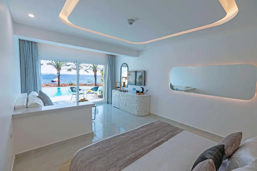JUNIOR SUITE STANDARD Room, White Hills Resort, Red Sea Riviera