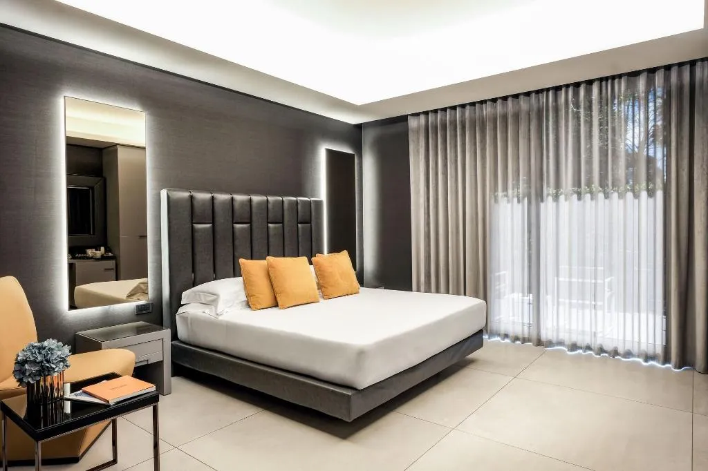 Room, Resort Tre Fontane, Naples