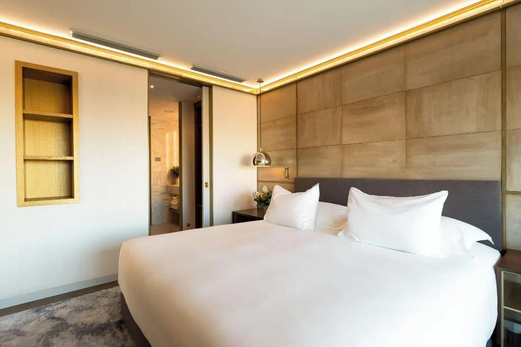 SUITE TWO KING BEDS Room, Almanac Barcelona, Barcelona