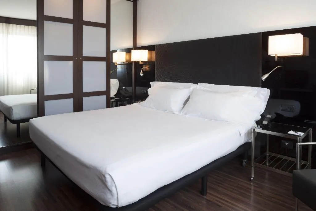 DOUBLE KING SIZE BED Room, AC Padova, Venice