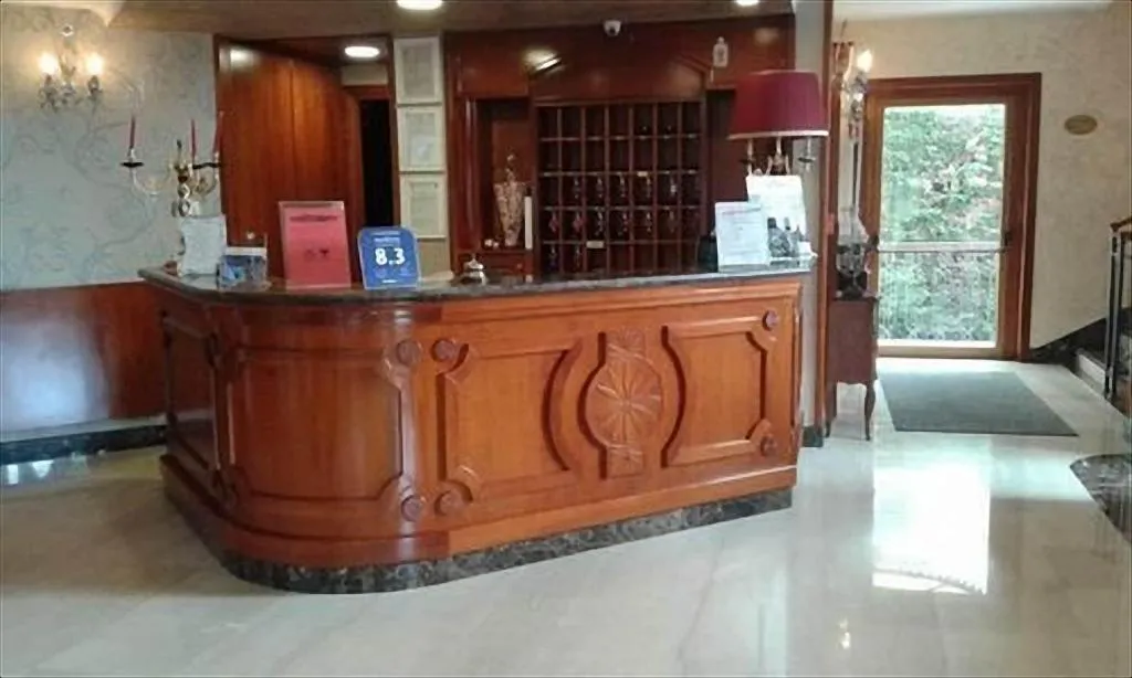 Lobby, Bellavista, Naples