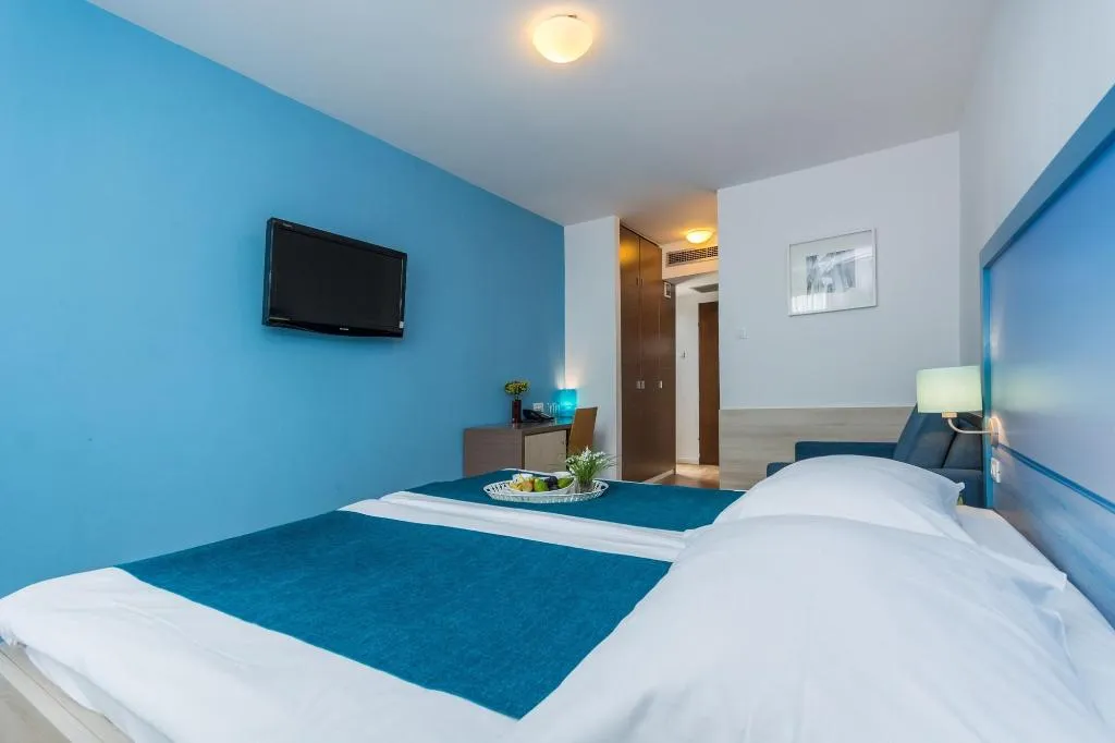 Room, Vista, Istria