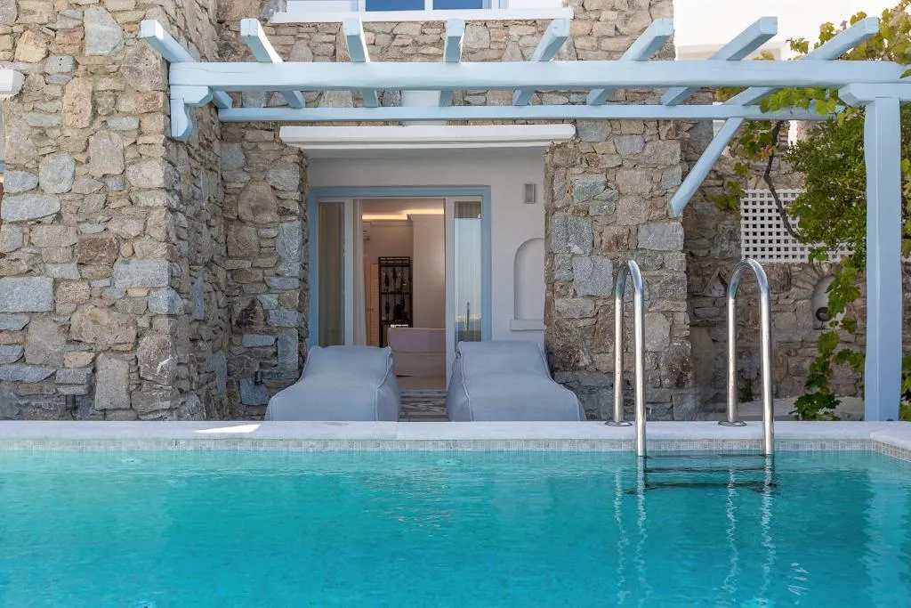 SUITE TWO BEDROOMS WITH PRIVATE POOL Room, Saint John Hotel Villas & Spa, Mykonos