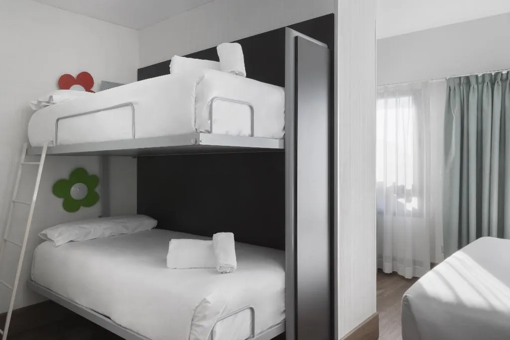 Room DELUXE WITH TERRACE Room, Petit Palace Plaza Mayor, Madrid