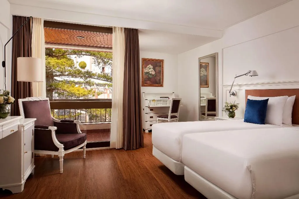 DOUBLE WITH VIEWS Room, NH Sintra Centro, Lisbon