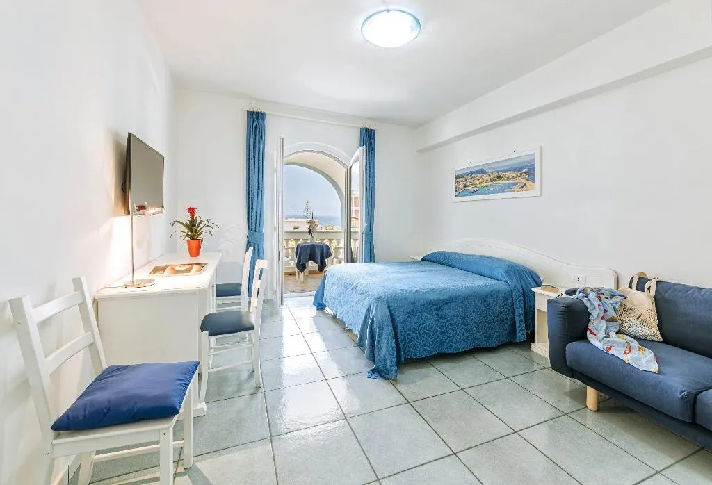 Room, Galidon Wellness Park & SPA, Naples
