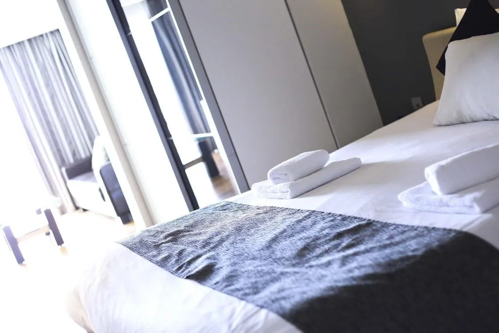 DOUBLE DELUXE QUEEN BED Room, Pebbles Boutique Aparthotel, Malta