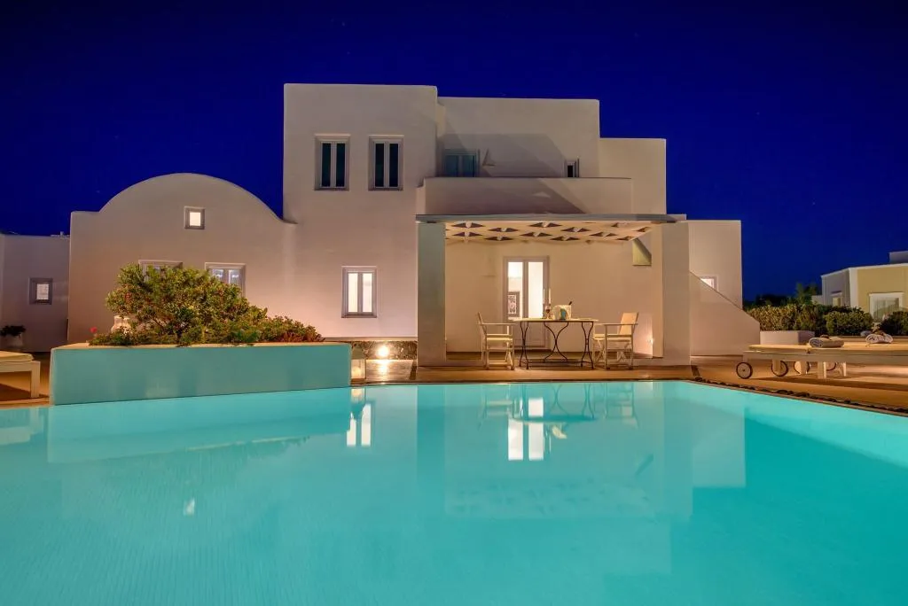 Pool, Aria Suites, Santorini