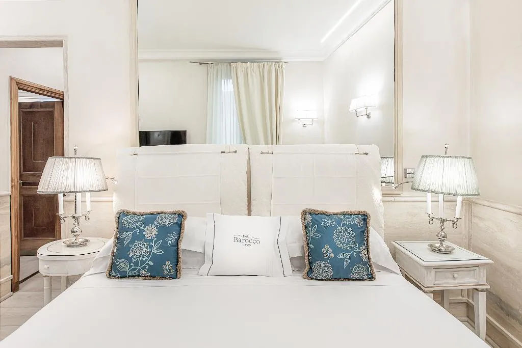 DOUBLE DELUXE KING BED Room, Hotel Barocco, Rome