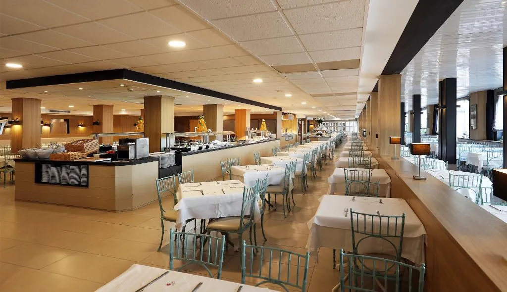 Restaurant, Guitart Central Park Aqua Resort, Costa Brava