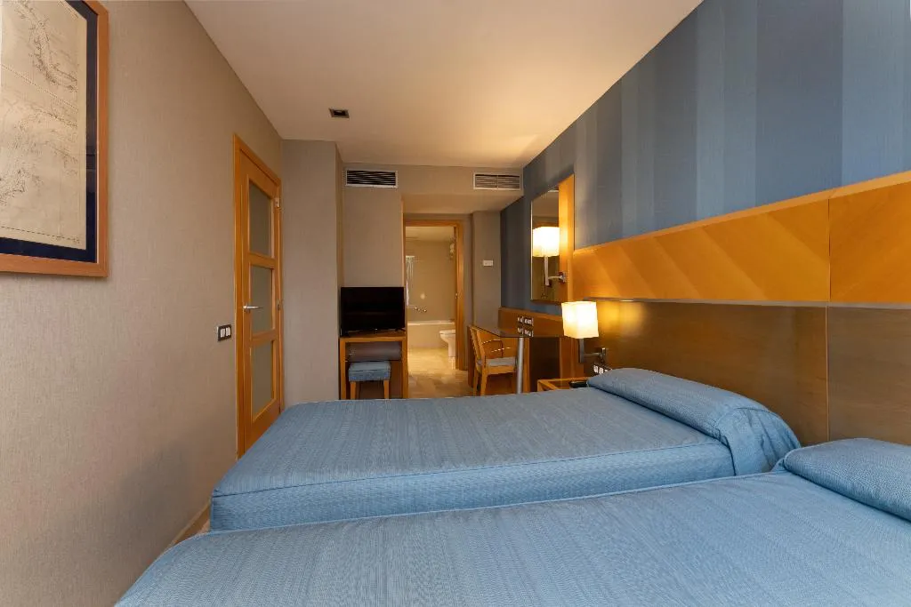 Double or Twin WITH TERRACE Room, Del Mar, Barcelona
