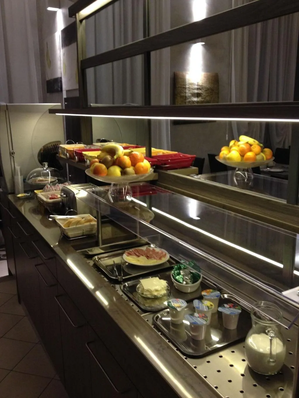 Restaurant, Hotel Brenta Milano, Milan