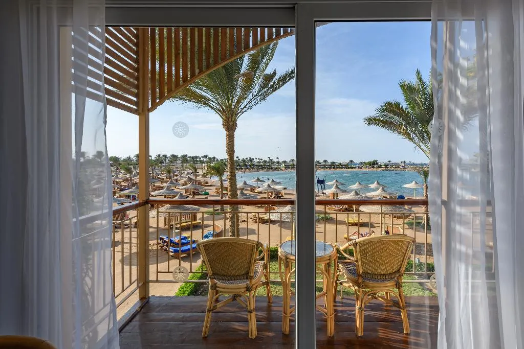 SUITE BEACH FRONT Room, Desert Rose, Red Sea Riviera