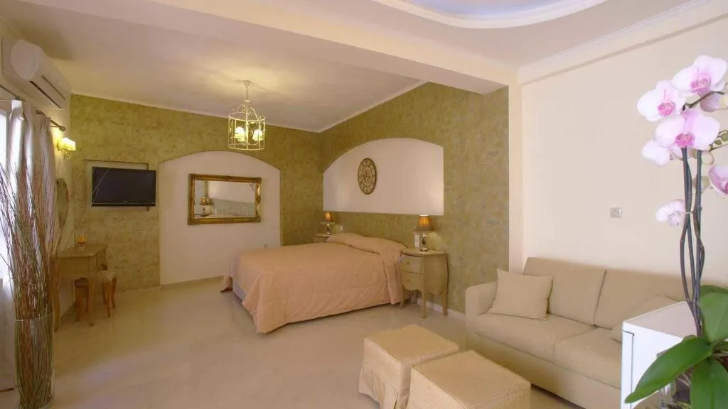 JUNIOR SUITE STANDARD Room, Casa Moazzo, Crete