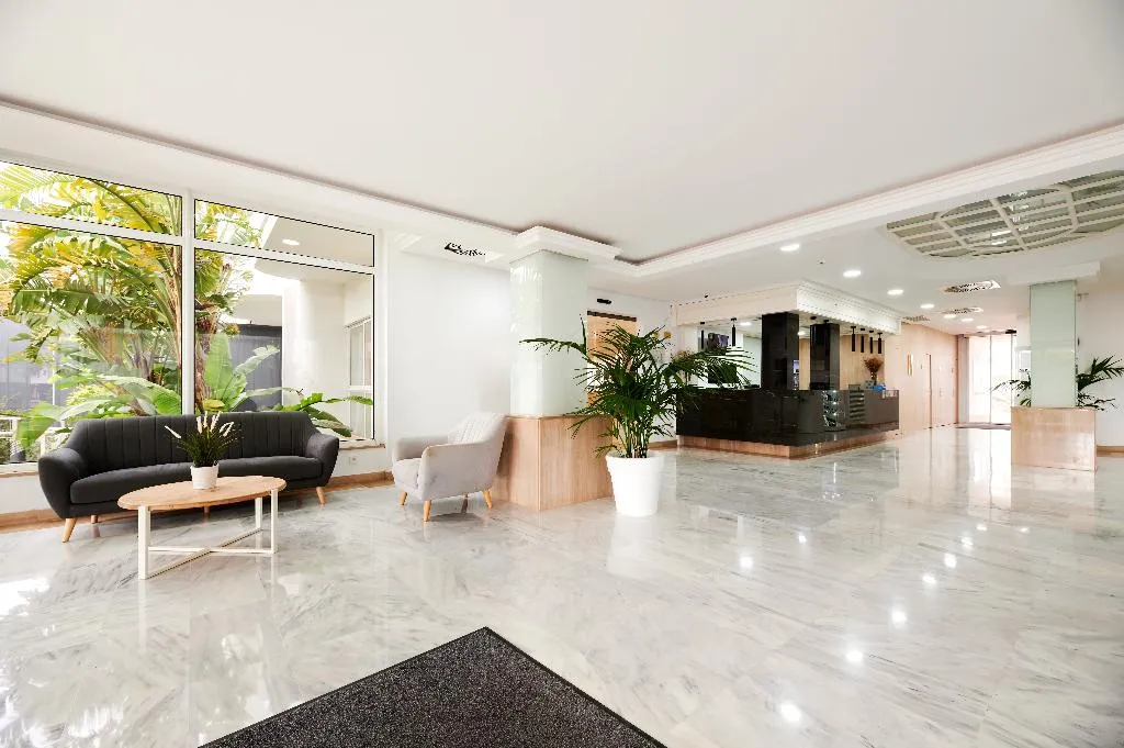 Lobby, AluaSun Continental Park Hotel & Apartments, Majorca