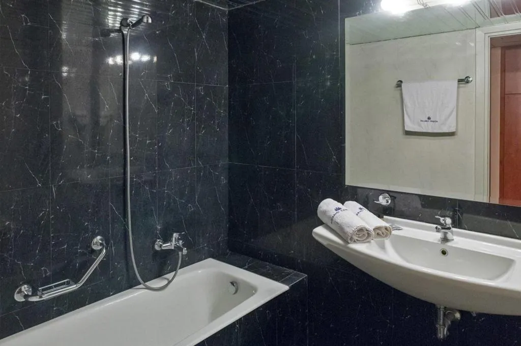 QUADRUPLE THREE BEDS Room, Acharnis Kavallari Hotel Suites, Athens