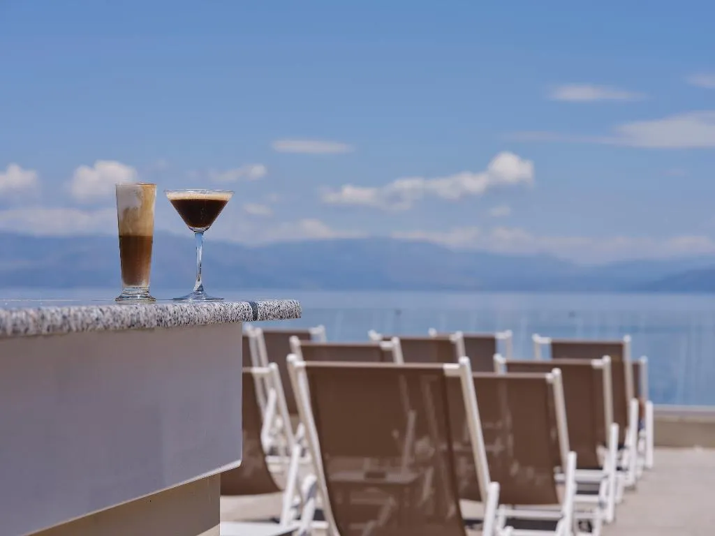Bar, Aeolos Beach Resort, Corfu