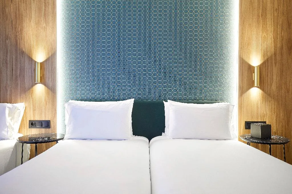 Double or Twin ECONOMY Room, Exe Mitre, Barcelona