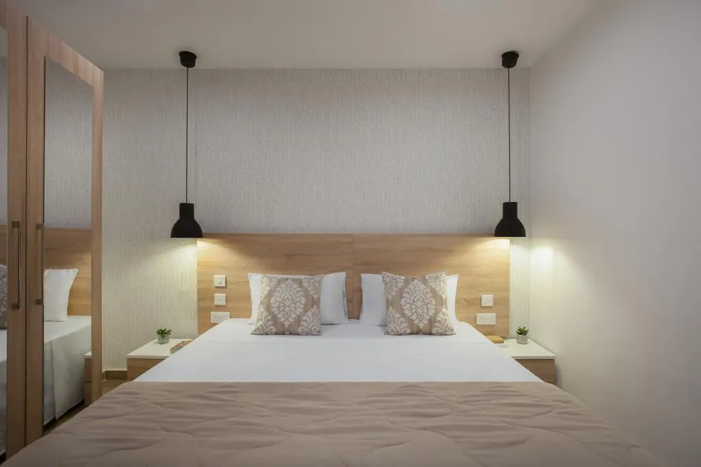 SINGLE STANDARD Room, Plaza Hotels, Malta