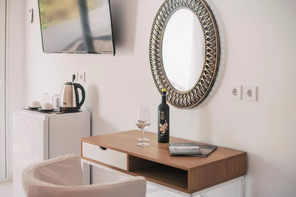 Room, Bamboo Suites, Rhodes