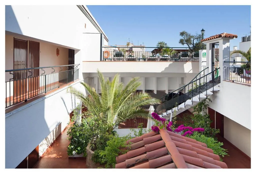 Terrace, Ninays, Costa Brava