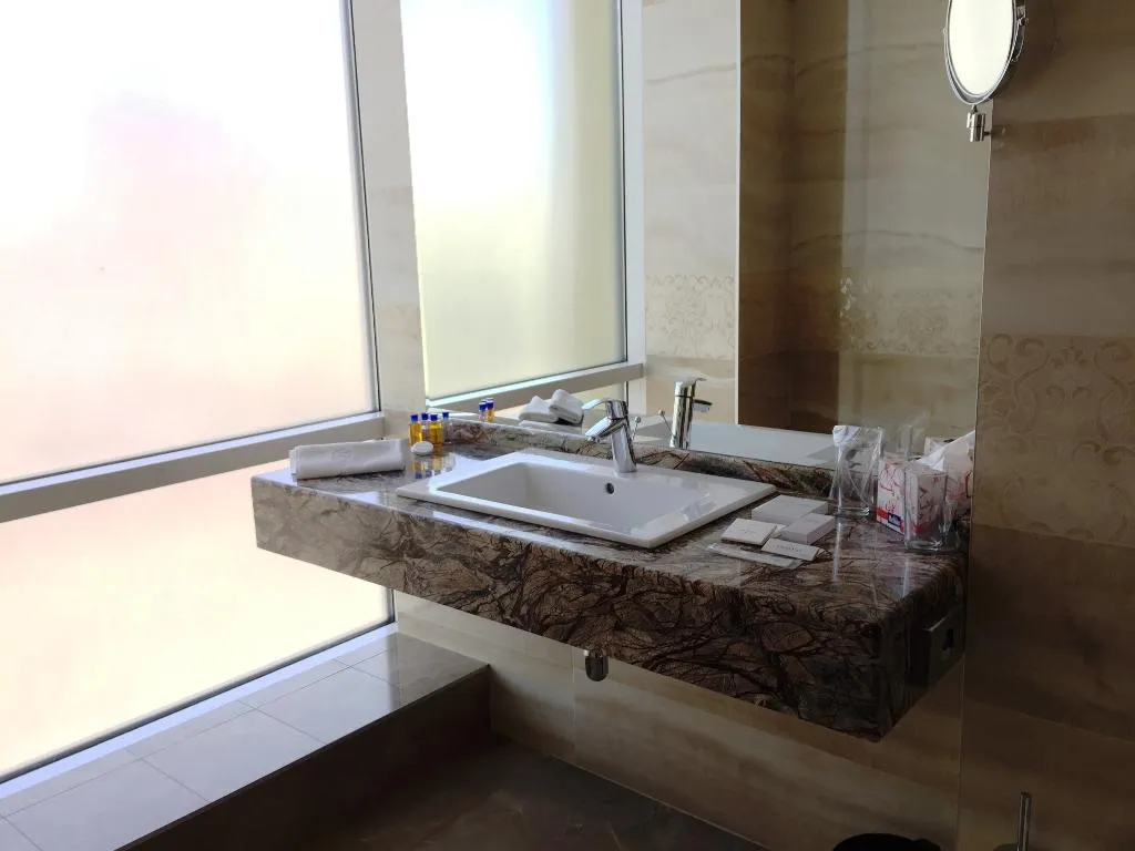 SUITE STANDARD Room, Golden Tulip Varna Hotel, Varna
