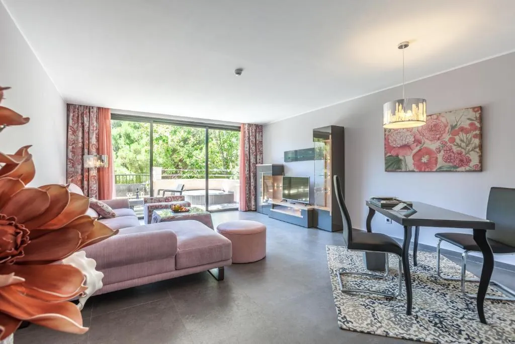 SUITE DELUXE Room, Lago Garden Apart-suites & Spa Hotel, Majorca