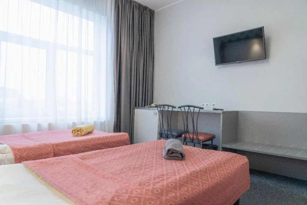 TRIPLE THREE BEDS Room, OK Hotel, Riga