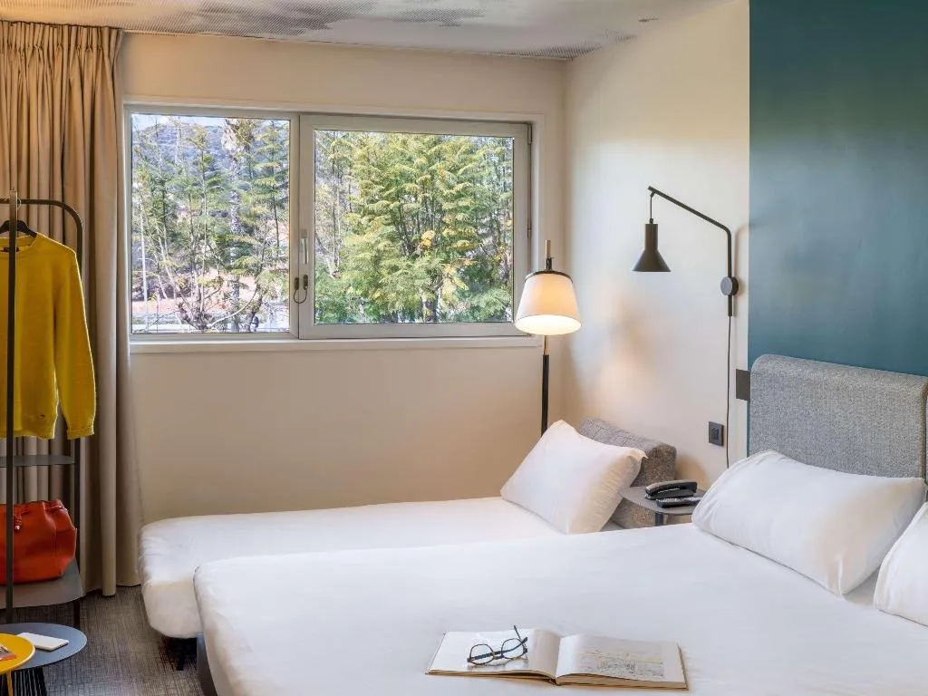 DOUBLE SUPERIOR Room, ibis Barcelona Aeropuerto Viladecans, Barcelona