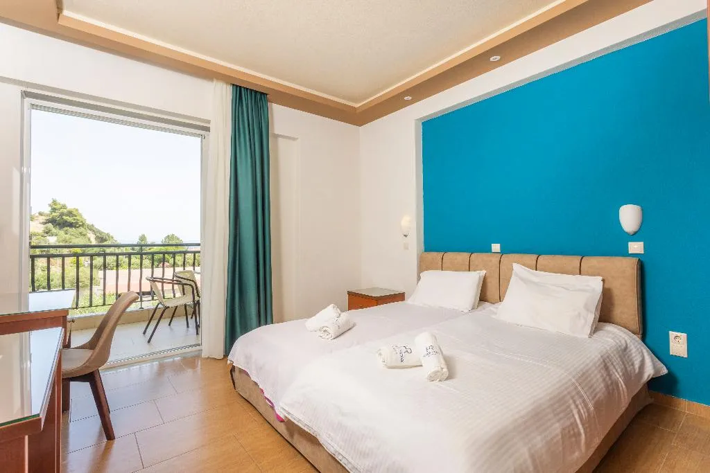 FAMILY ROOM STANDARD Room, Royal Hotel and Suites, Halkidiki