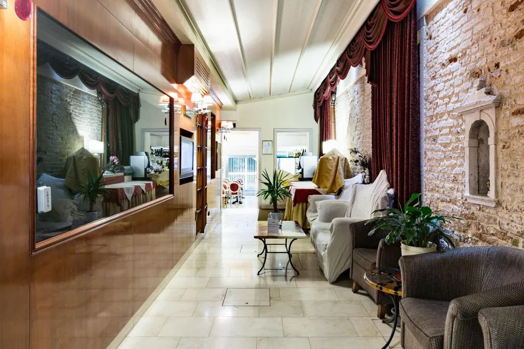 Lobby, Hotel Alcyone, Venice