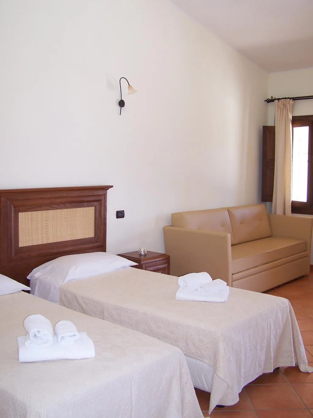 QUADRUPLE STANDARD Room, Funtana Abbas, Olbia