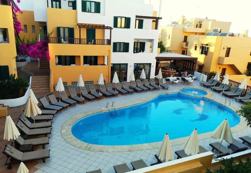 Pool, Elmi Suites Beach Hotel, Crete