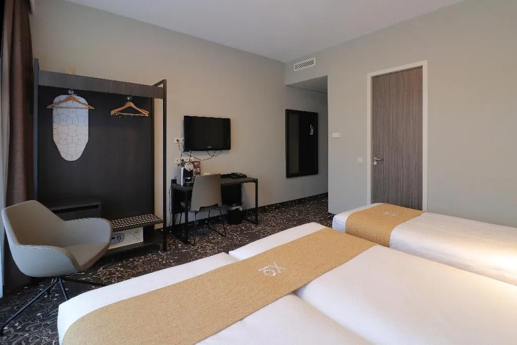 TRIPLE STANDARD Room, Hotel Van Gogh, Amsterdam