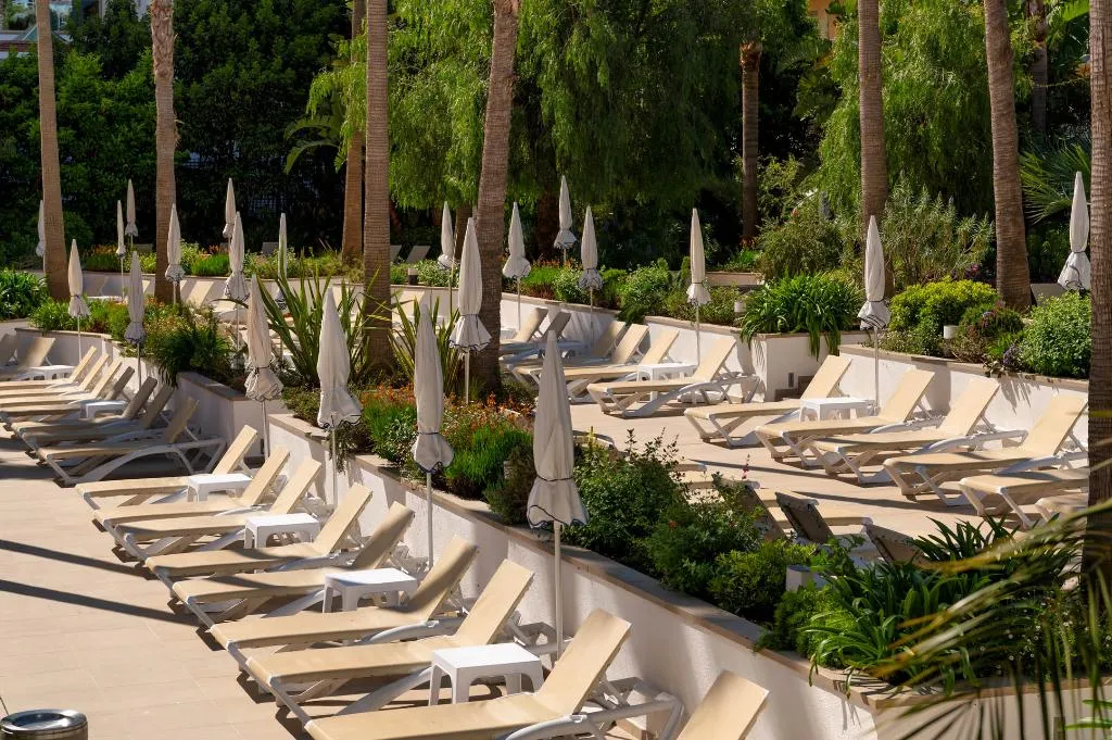 Terrace, AQUA Hotel The Breeze & Spa - Adults Only +18, Costa Brava