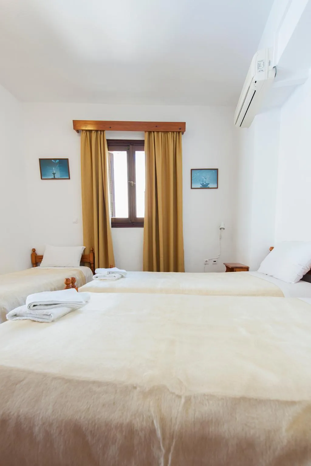 TRIPLE STANDARD Room, Stavros Pension, Rhodes