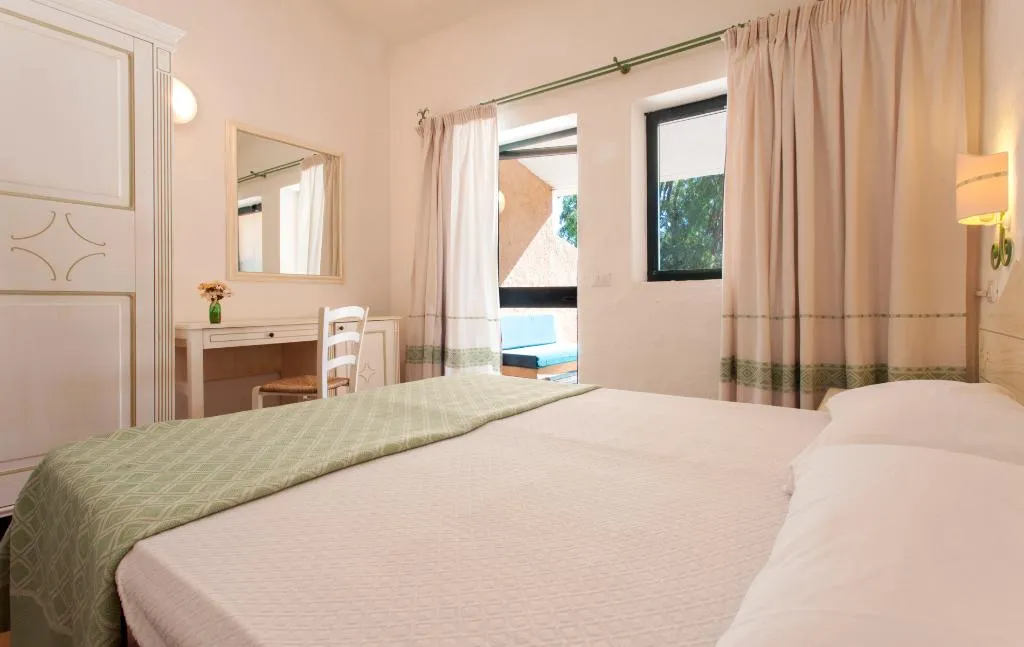 BUNGALOW CAPACITY 2 Room, Camping Village Capo D'Orso, Olbia