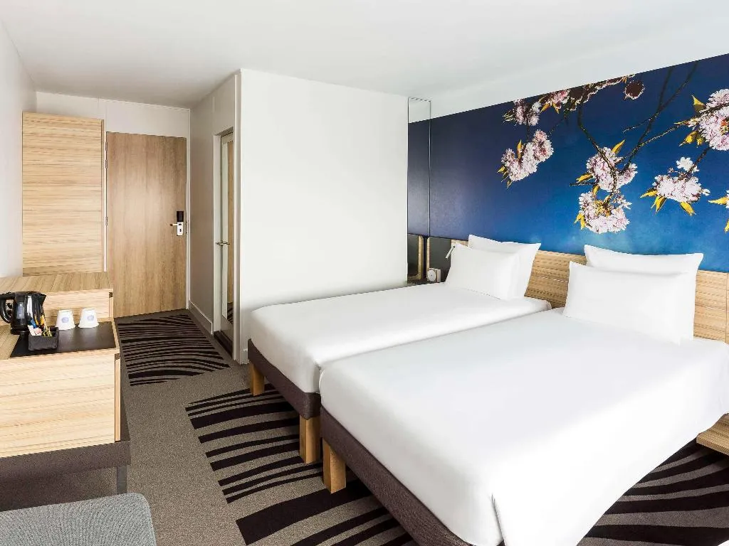 Room, Novotel Amsterdam City, Amsterdam