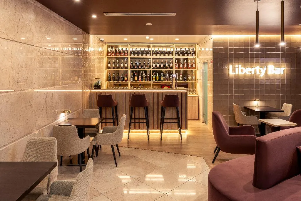 Lobby, America Diamonds, Lisbon