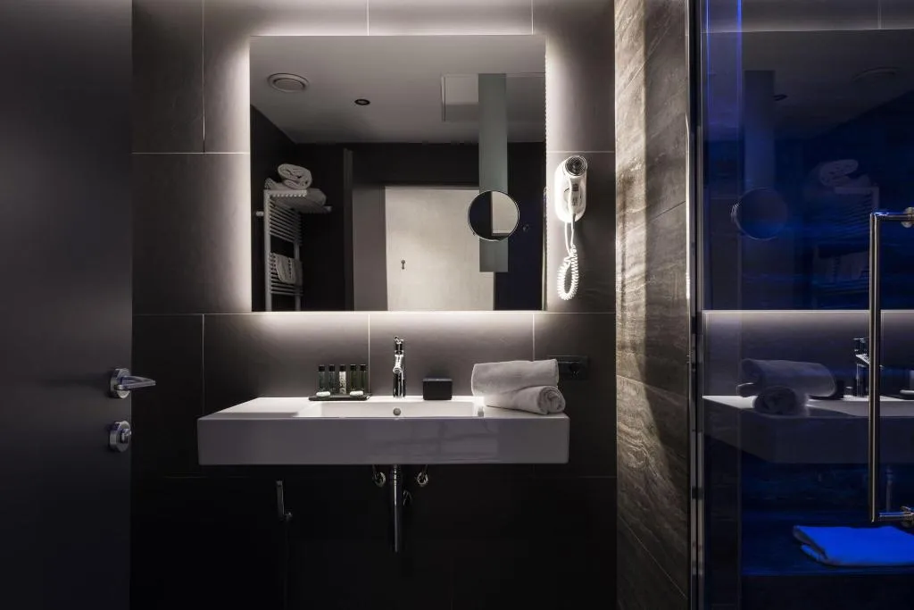 Double or Twin DELUXE Room, Hotel Manin Milano, Milan