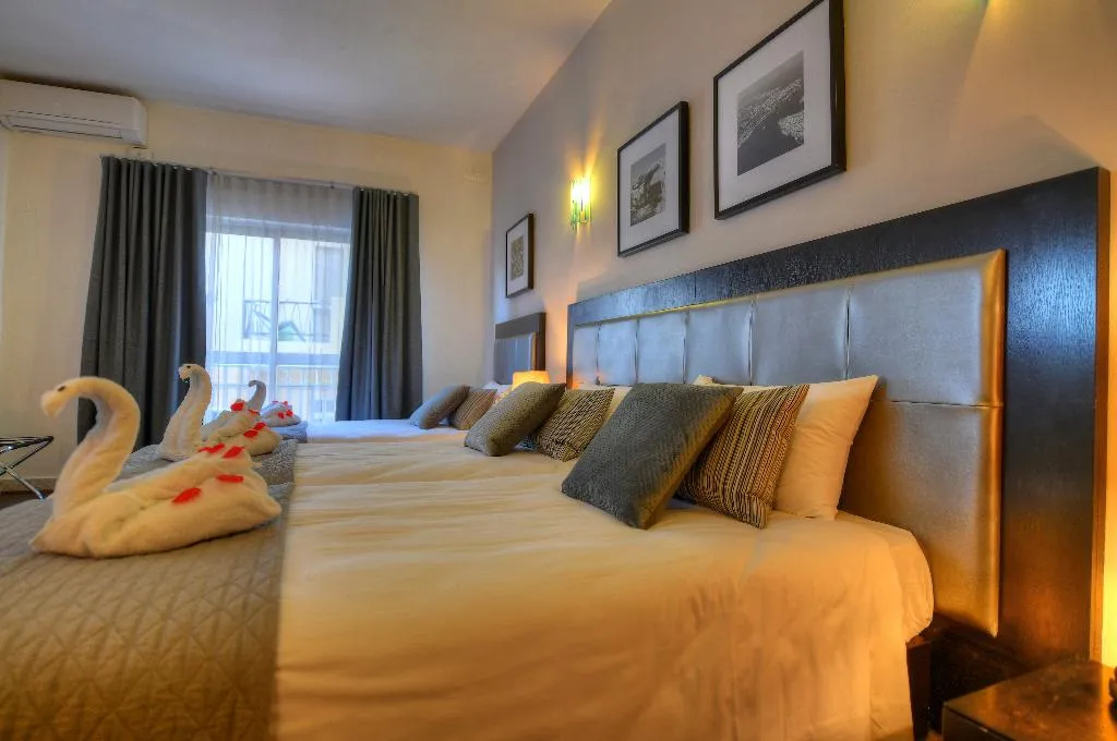 TRIPLE STANDARD Room, St. Julian's Bay Hotel, Malta