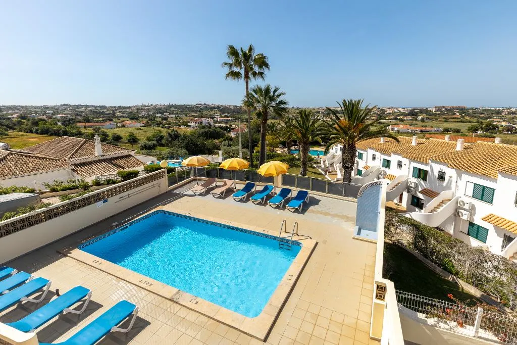 VILLA THREE BEDROOMS Room, Parque Monte Verde, Algarve