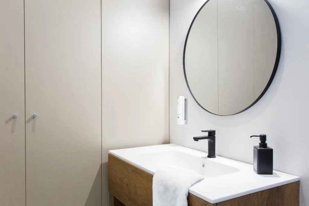 STUDIO STANDARD Room, Naitly Milano Dergano, Milan