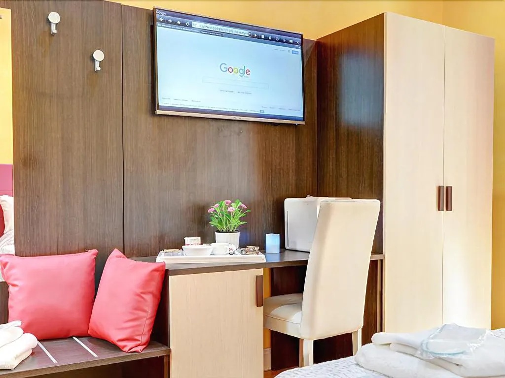 Room, Termini Suites, Naples