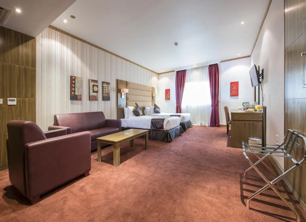 DOUBLE PREMIUM Room, Royal Tulip Hotel ex Al Farej, Dubai