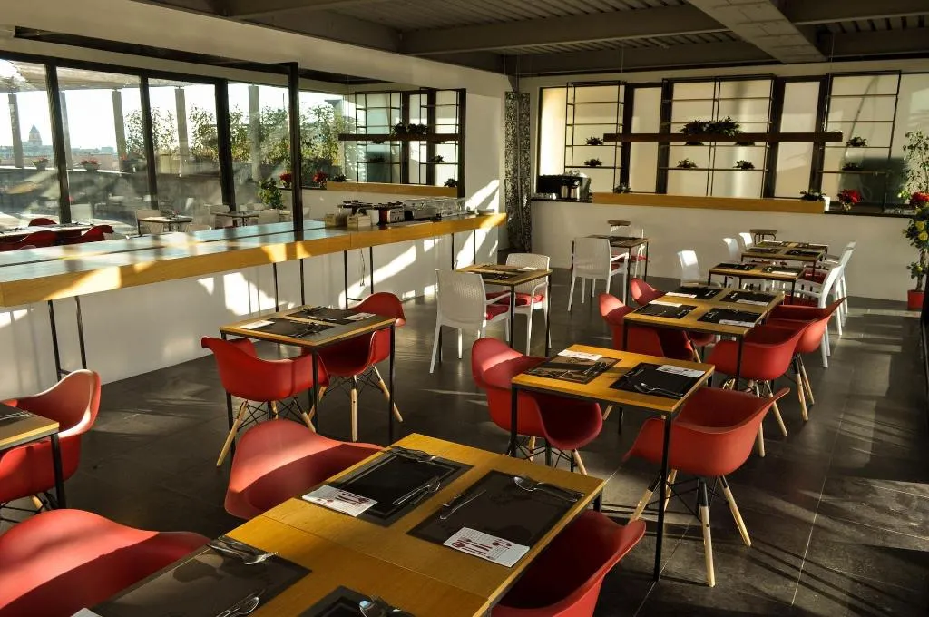 Restaurant, Hotel Neronensis, Naples