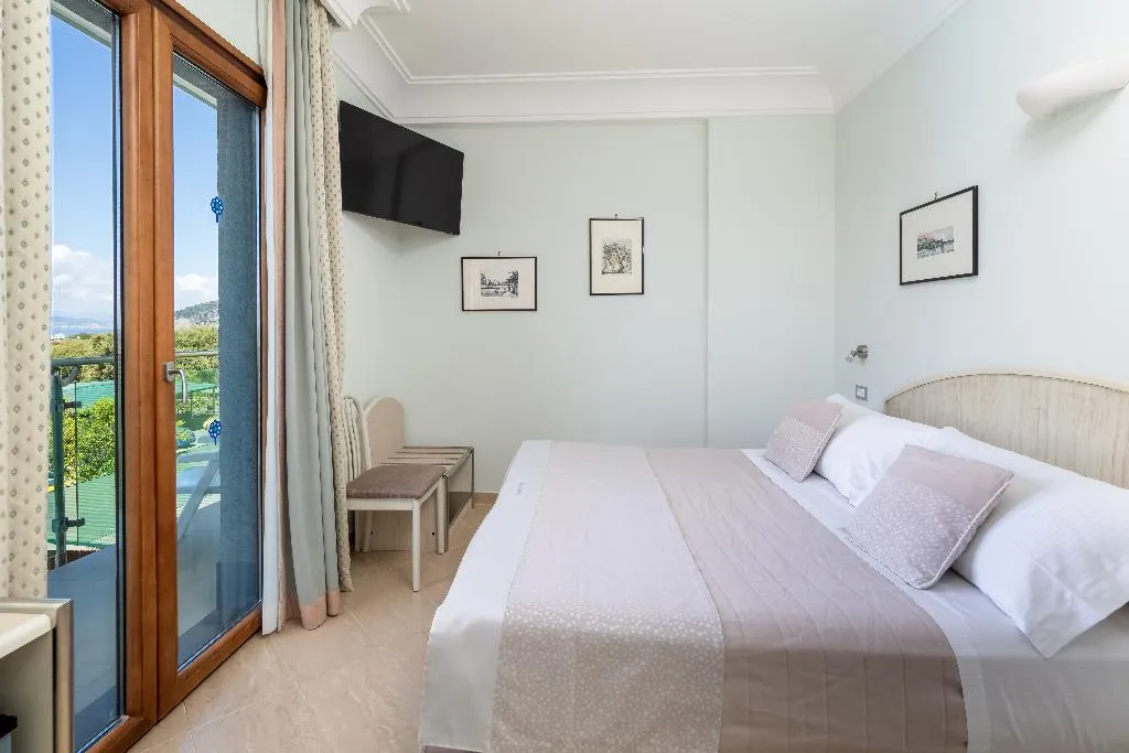 Double or Twin STANDARD Room, Comfort Hotel Gardenia Sorrento Coast, Naples