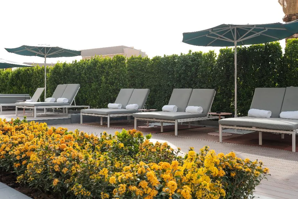 Pool, Studio One Hotel, Dubai